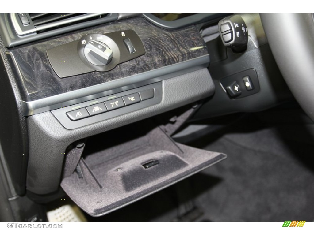 2013 7 Series 750Li Sedan - Black Sapphire Metallic / Black photo #27