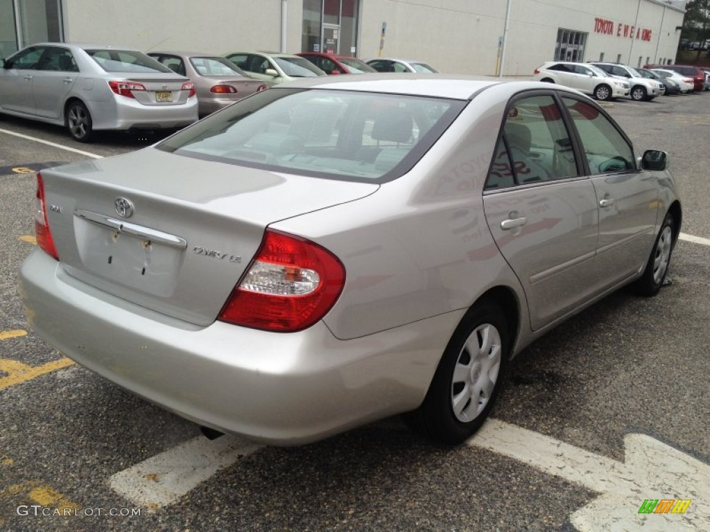 Lunar Mist Metallic 2004 Toyota Camry LE Exterior Photo #78740402