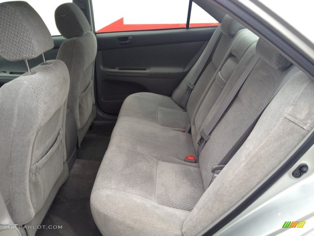 Stone Interior 2004 Toyota Camry LE Photo #78740498