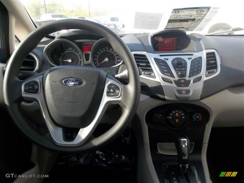 2013 Fiesta SE Sedan - Blue Candy / Charcoal Black/Light Stone photo #15