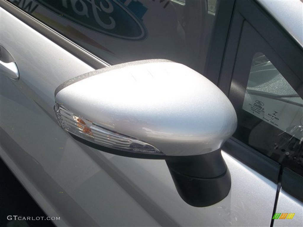 2013 Fiesta SE Sedan - Ingot Silver / Charcoal Black/Light Stone photo #12