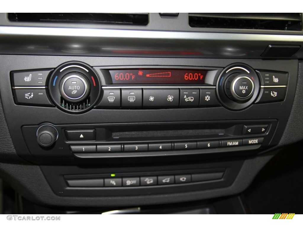 2013 BMW X5 xDrive 50i Controls Photo #78743352