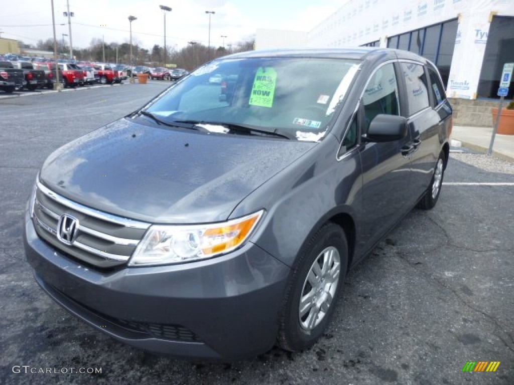 2011 Honda Odyssey LX Exterior Photos