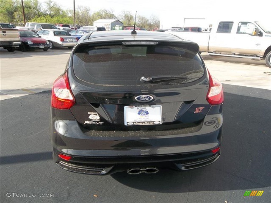 2013 Focus ST Hatchback - Tuxedo Black / ST Smoke Storm Recaro Seats photo #4