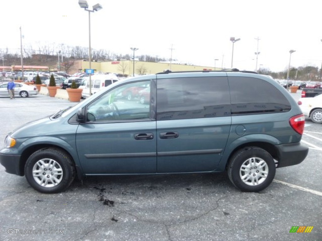 2007 Caravan SE - Magnesium Green Pearl / Medium Slate Gray photo #6