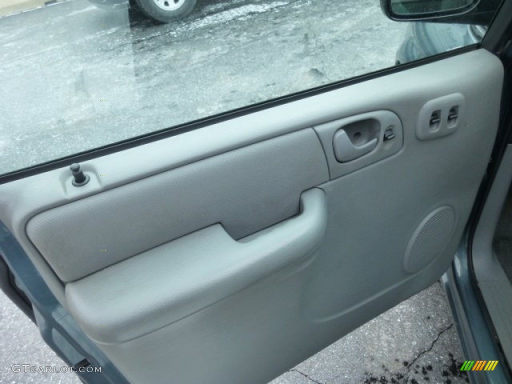 2007 Caravan SE - Magnesium Green Pearl / Medium Slate Gray photo #14