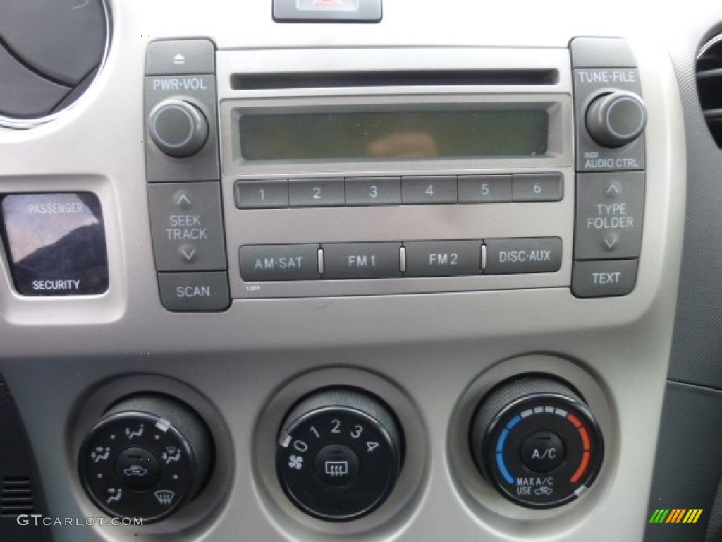 2009 Toyota Matrix S AWD Controls Photo #78745724