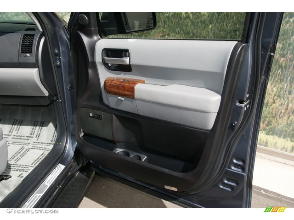 2010 Sequoia Limited 4WD - Slate Gray Metallic / Graphite photo #25