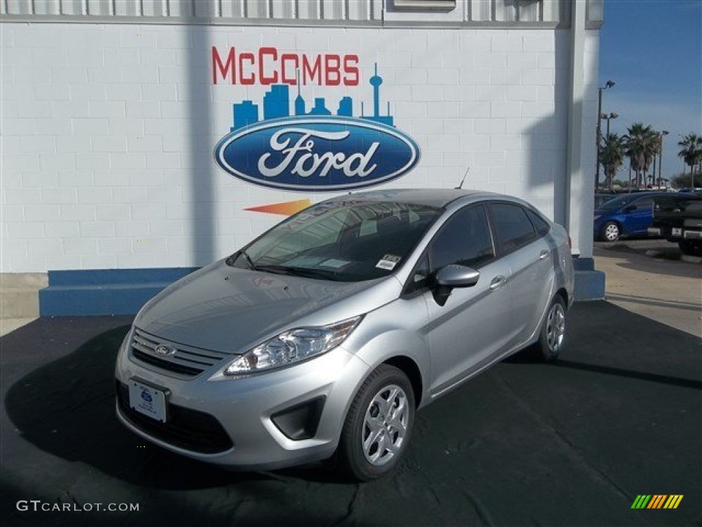 2013 Fiesta S Sedan - Ingot Silver / Charcoal Black/Light Stone photo #2