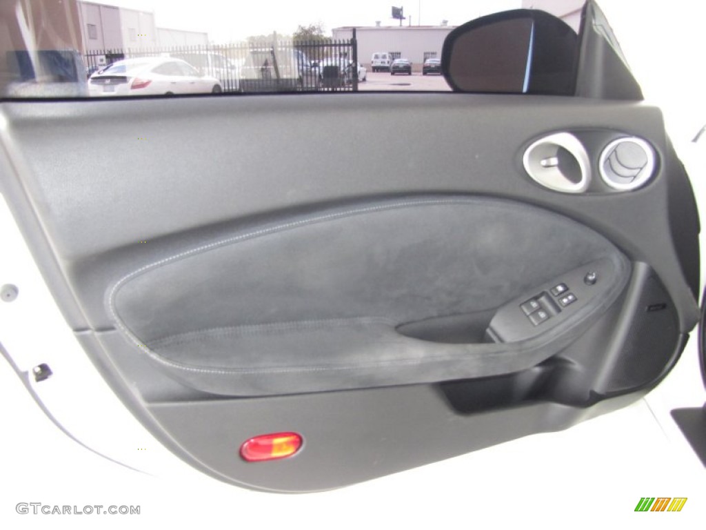 2010 Nissan 370Z Sport Touring Coupe Black Leather Door Panel Photo #78748229