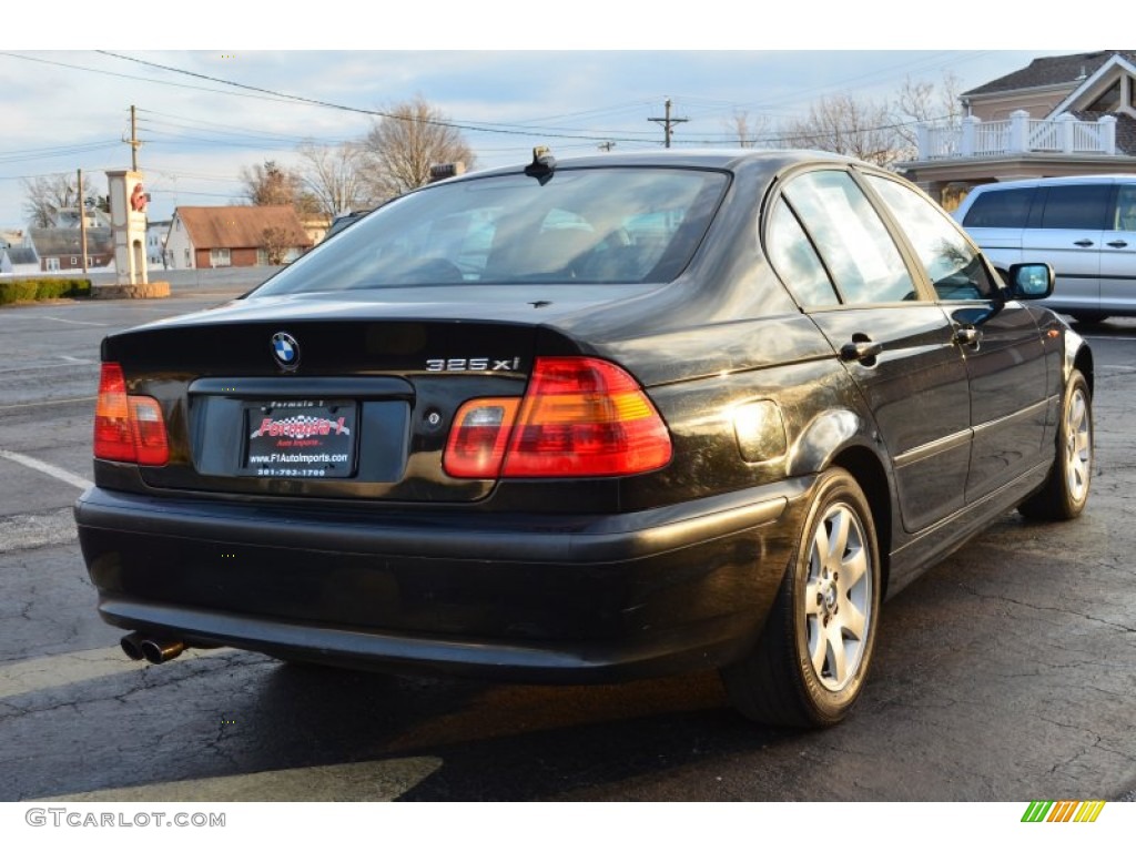 2004 3 Series 325xi Sedan - Jet Black / Black photo #7