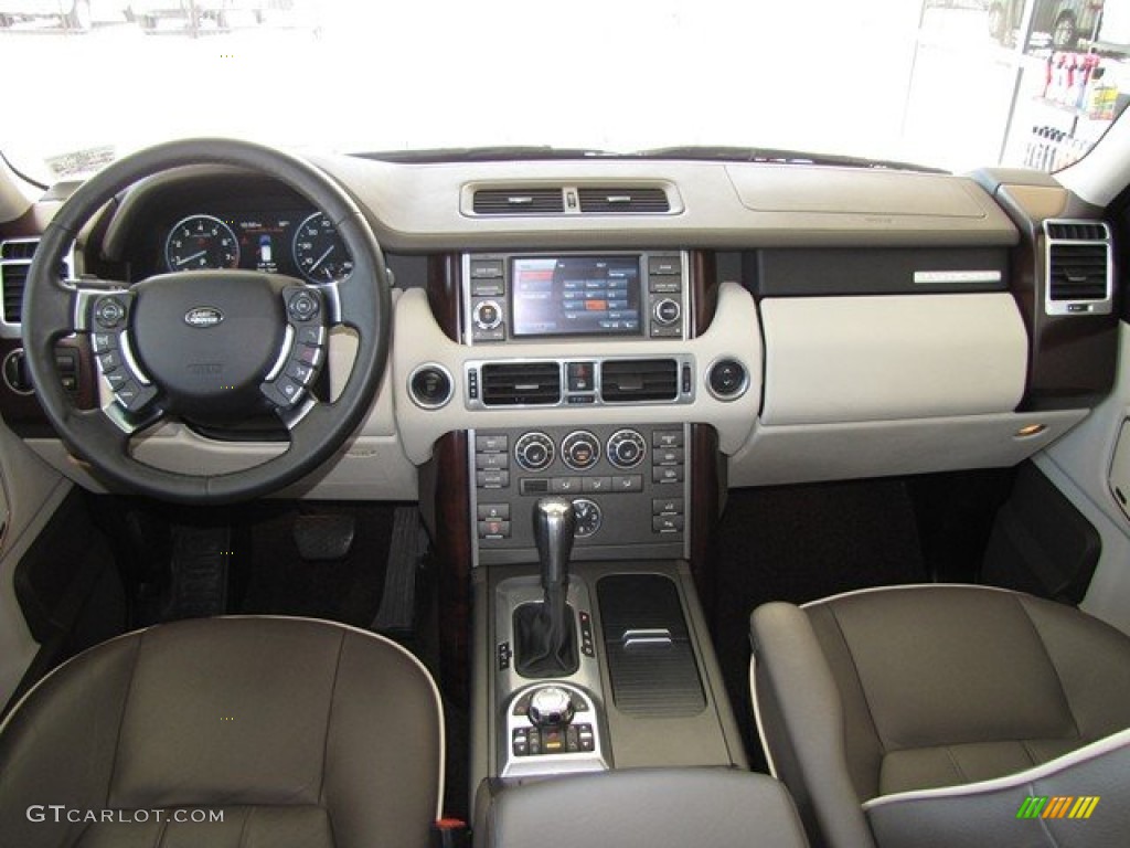 2011 Land Rover Range Rover HSE Arabica/Ivory Dashboard Photo #78749366