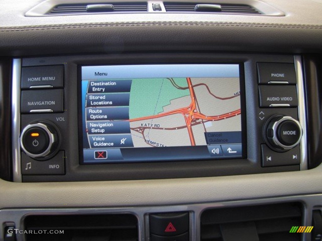 2011 Land Rover Range Rover HSE Navigation Photos