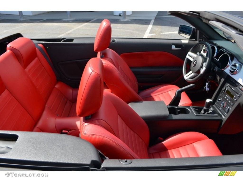 Red/Dark Charcoal Interior 2006 Ford Mustang GT Premium Convertible Photo #78750682