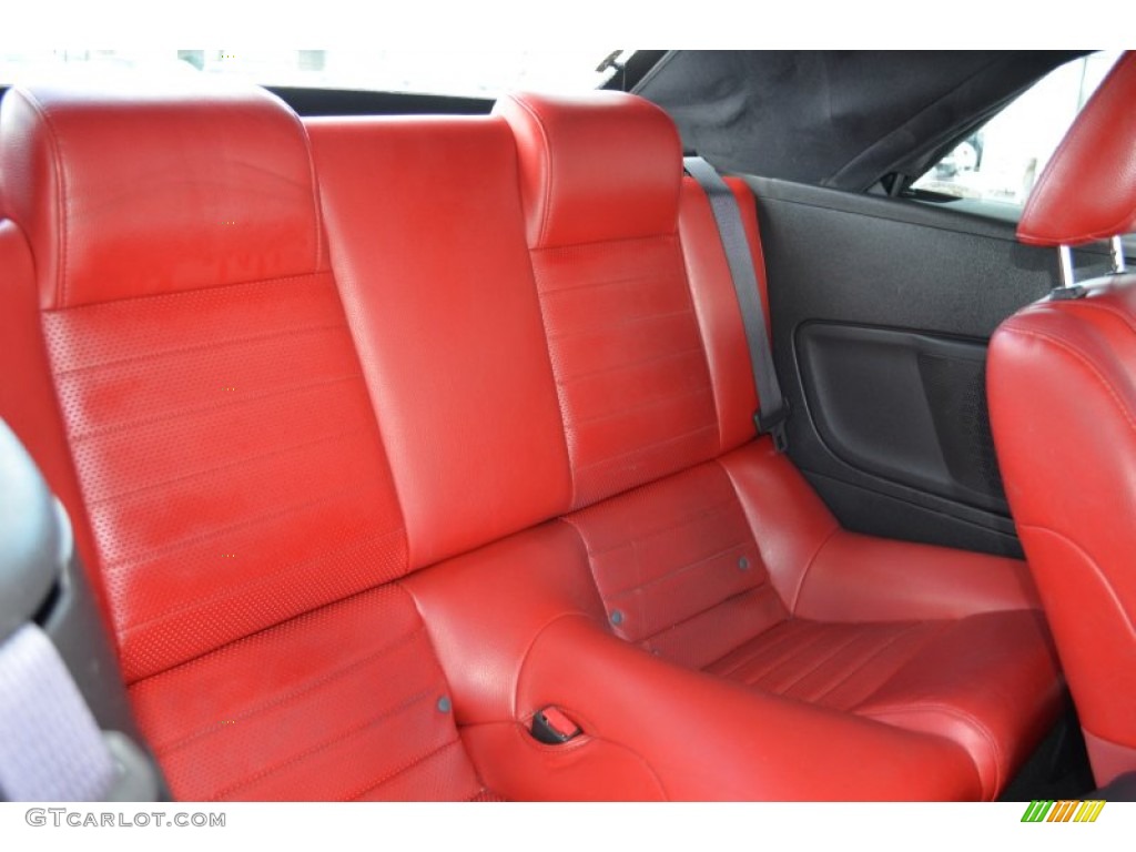 2006 Mustang GT Premium Convertible - Satin Silver Metallic / Red/Dark Charcoal photo #20