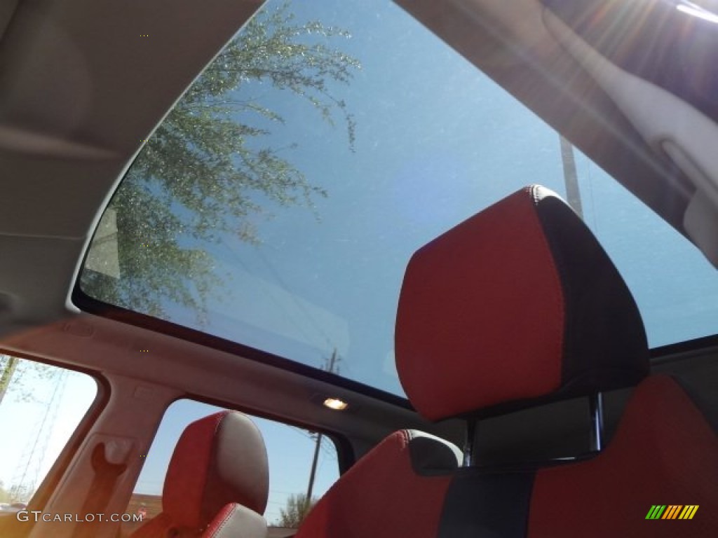 2013 Land Rover Range Rover Evoque Dynamic Sunroof Photo #78751943