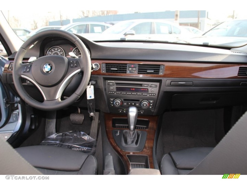 2009 3 Series 335i Sedan - Blue Water Metallic / Black photo #13