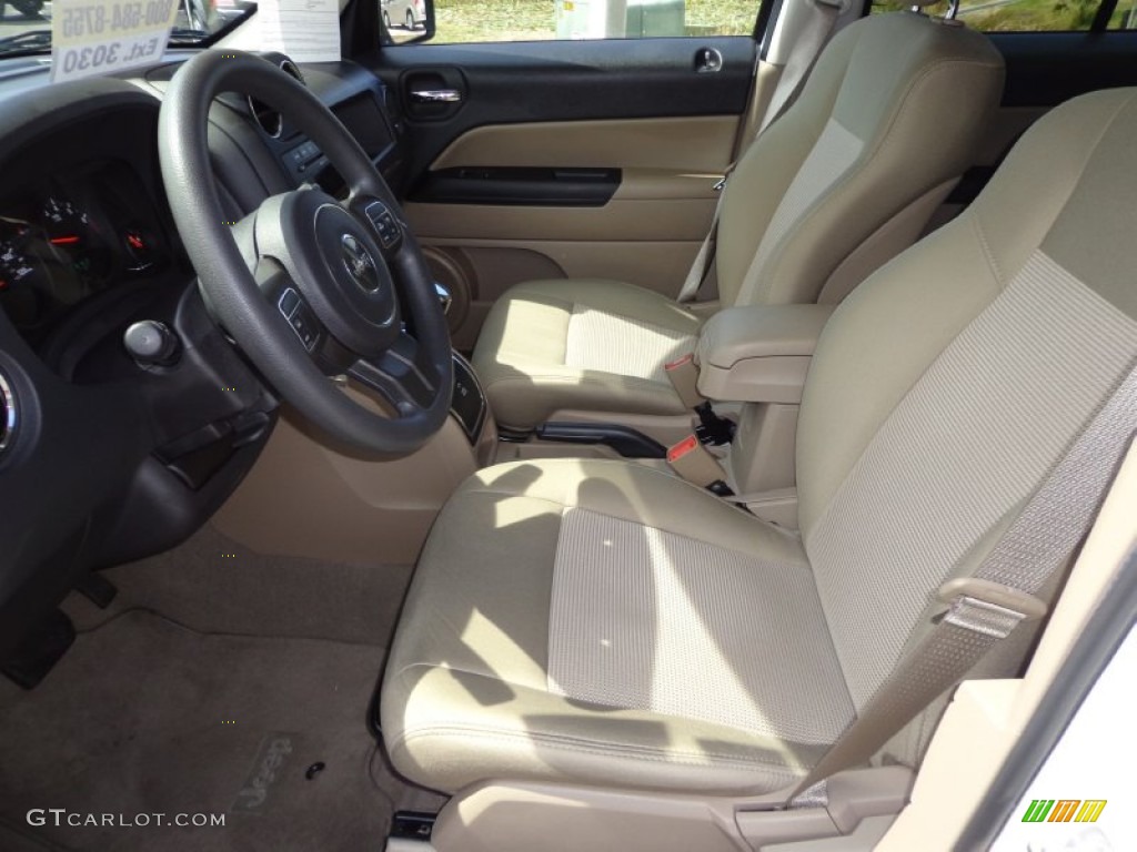 Dark Slate Gray/Light Pebble Beige Interior 2012 Jeep Patriot Sport Photo #78753542
