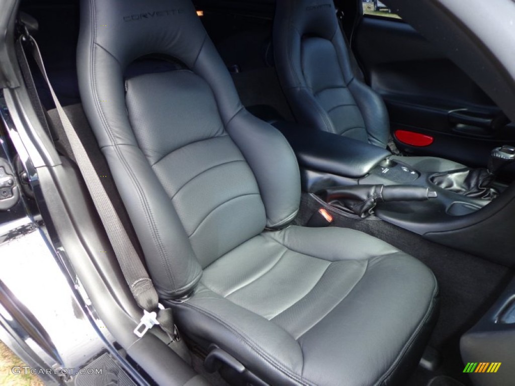 2003 Chevrolet Corvette Coupe Front Seat Photo #78754348
