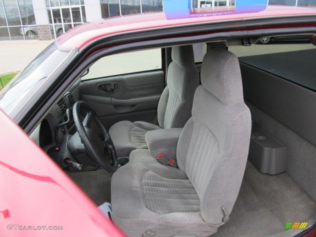 Beige Interior 2002 Chevrolet S10 LS Extended Cab Photo #78754950