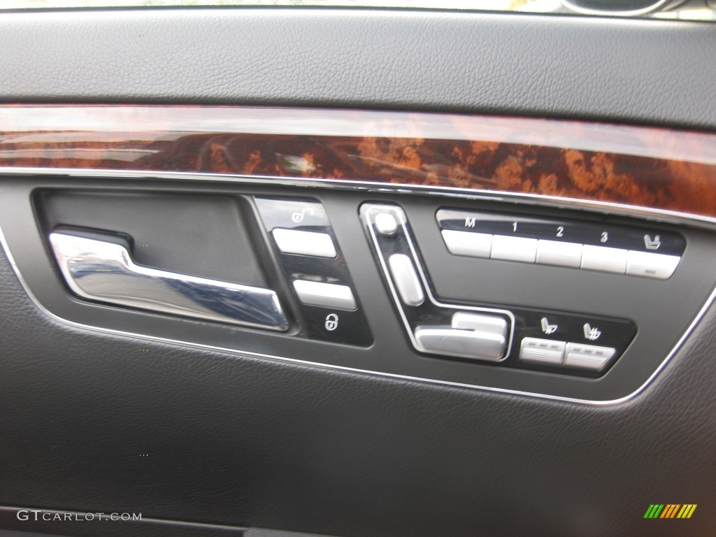 2009 Mercedes-Benz S 63 AMG Sedan Controls Photo #78755681