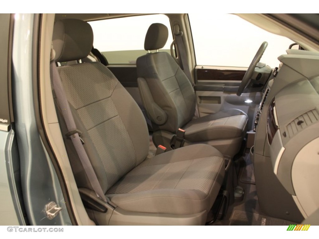 Medium Pebble Beige/Cream Interior 2010 Chrysler Town & Country Touring Photo #78758063
