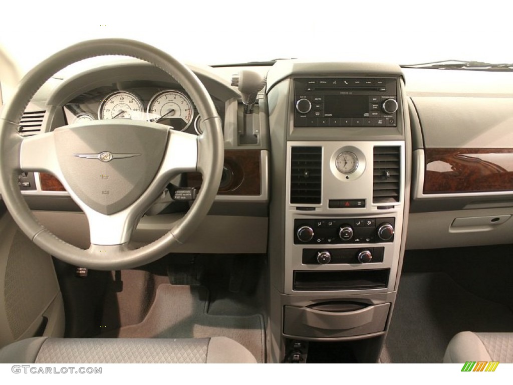 2010 Chrysler Town & Country Touring Medium Pebble Beige/Cream Dashboard Photo #78758084