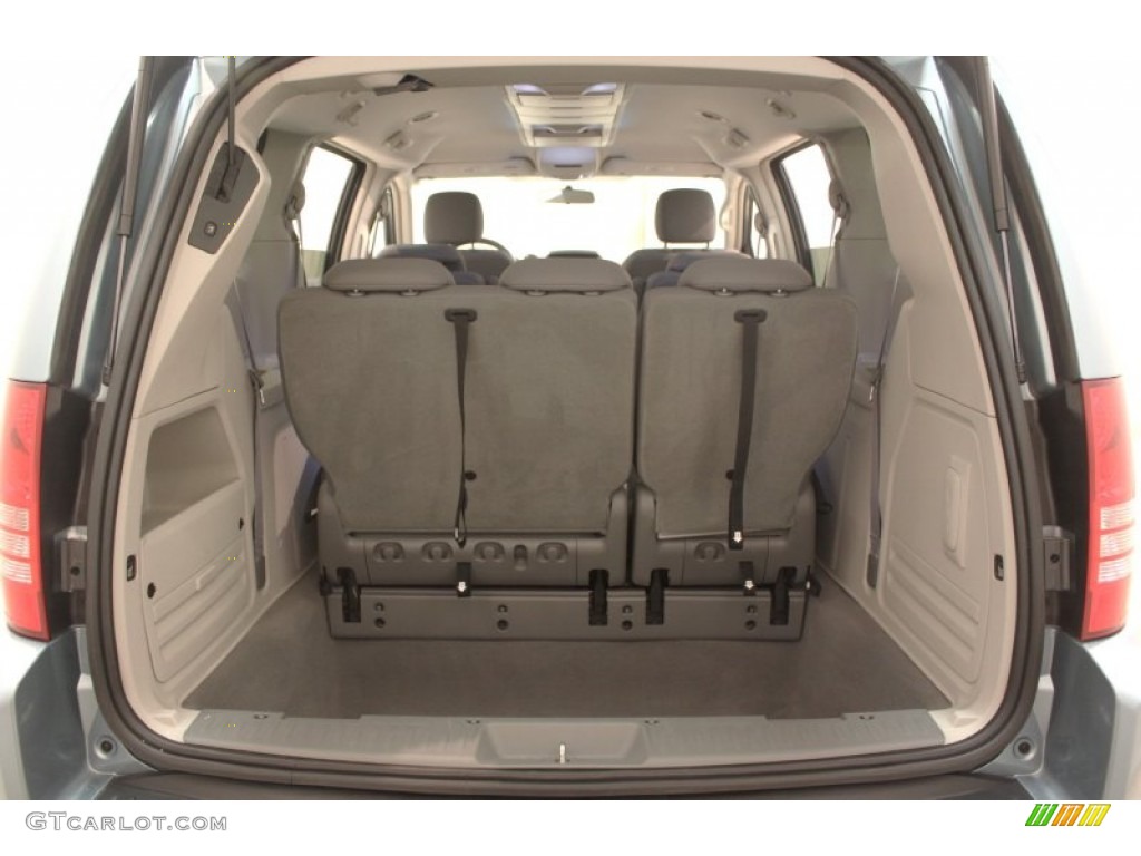 2010 Chrysler Town & Country Touring Trunk Photo #78758090