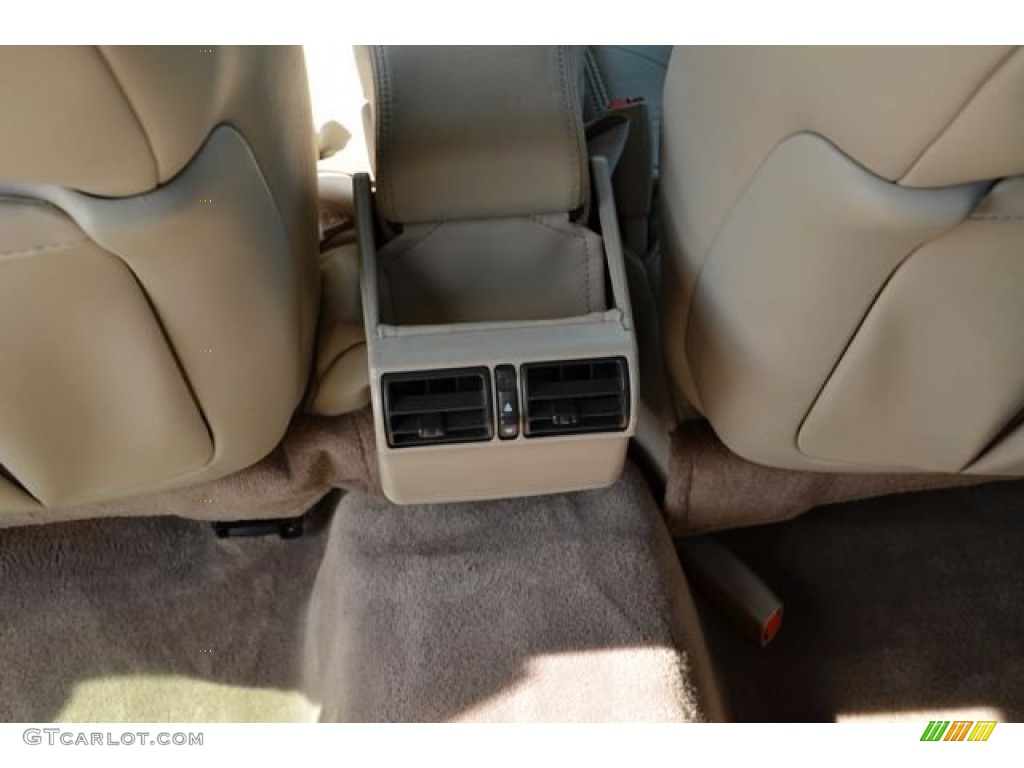 1998 DeVille Sedan - White / Shale photo #14
