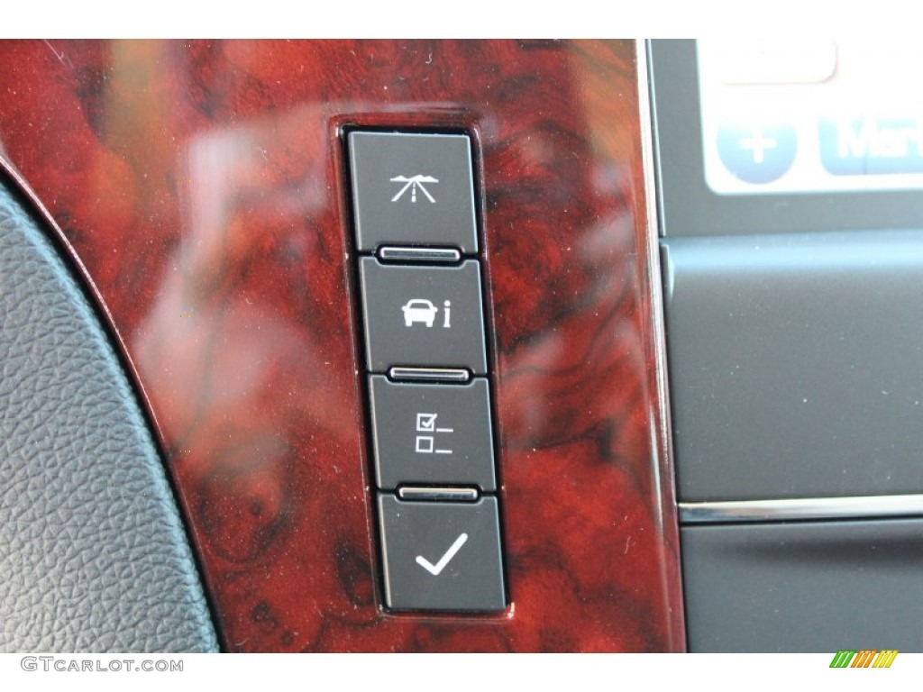 2013 Cadillac Escalade EXT Luxury AWD Controls Photo #78759596