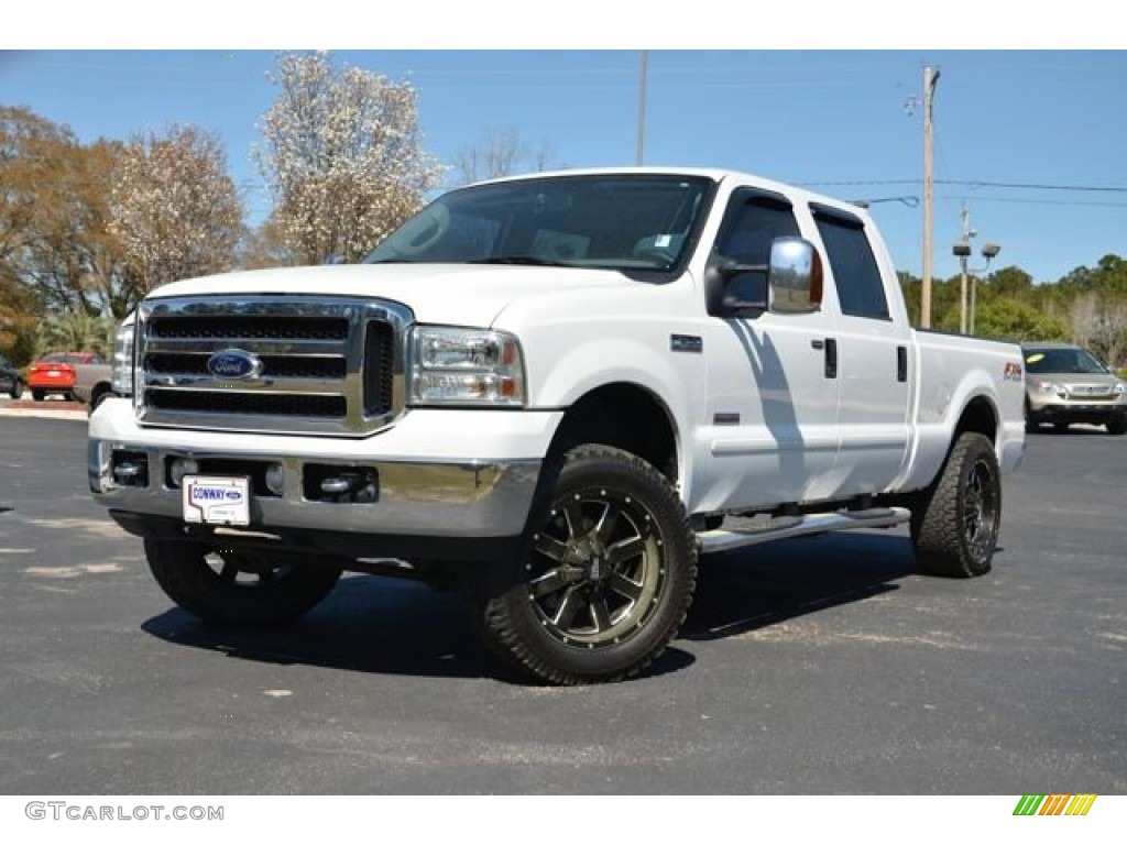 2007 F250 Super Duty Lariat Crew Cab 4x4 - Oxford White Clearcoat / Medium Flint photo #1