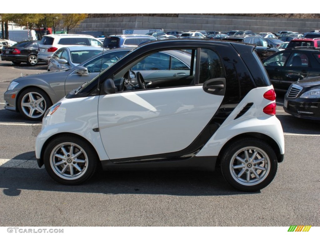 Crystal White 2008 Smart fortwo passion coupe Exterior Photo #78760154