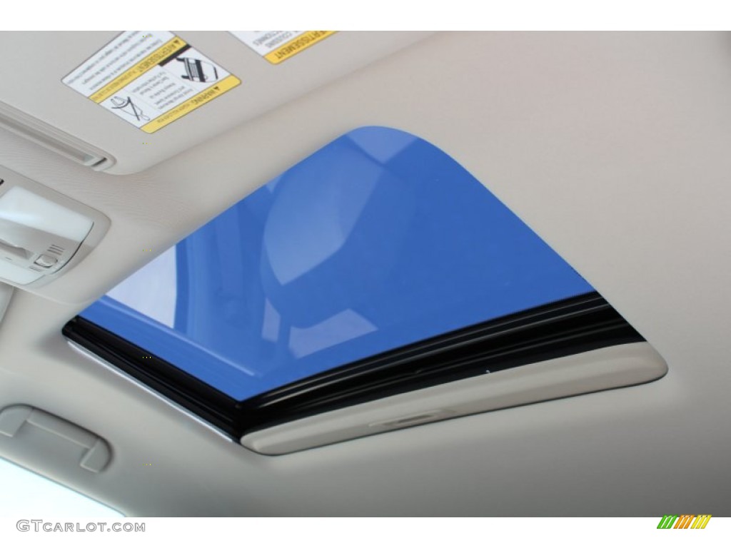2013 Infiniti QX 56 Sunroof Photo #78761987