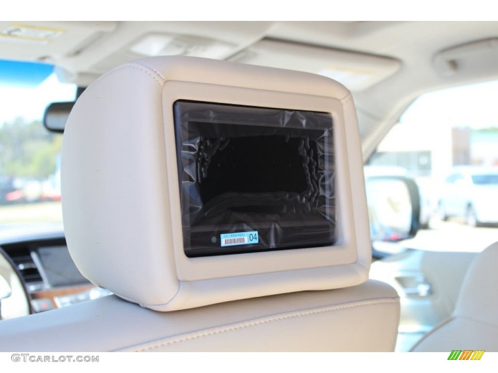2013 Infiniti QX 56 Entertainment System Photo #78761996