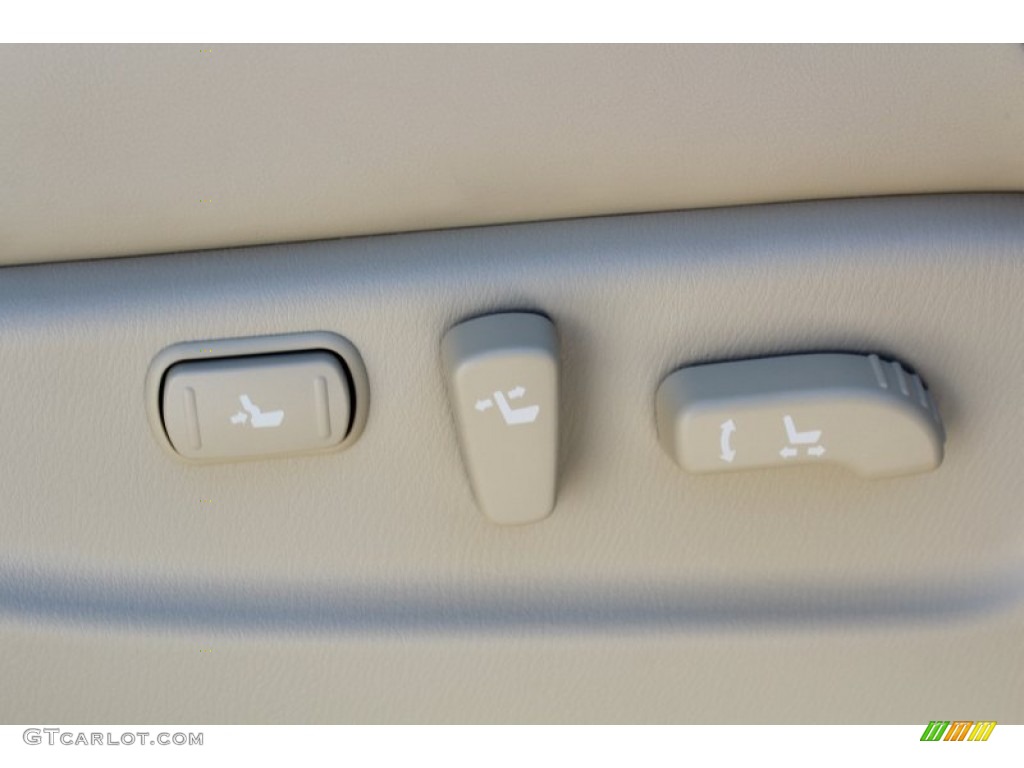 2013 Infiniti QX 56 Controls Photo #78762041