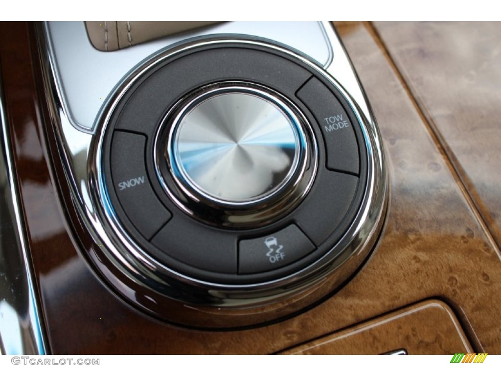 2013 Infiniti QX 56 Controls Photo #78762137