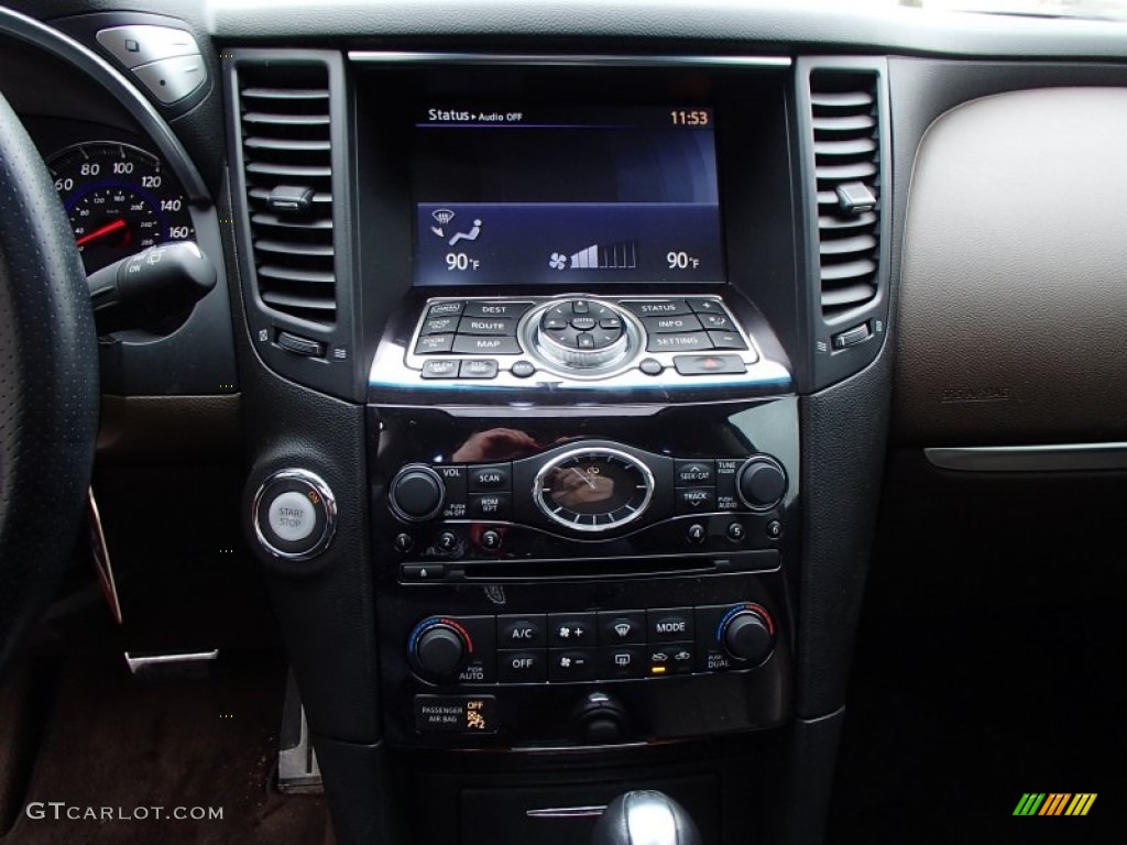 2010 Infiniti FX 35 AWD Controls Photo #78764988