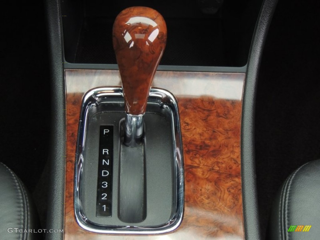 2006 Buick LaCrosse CXS Transmission Photos
