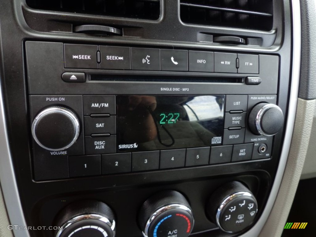 2011 Dodge Caliber Mainstreet Audio System Photos