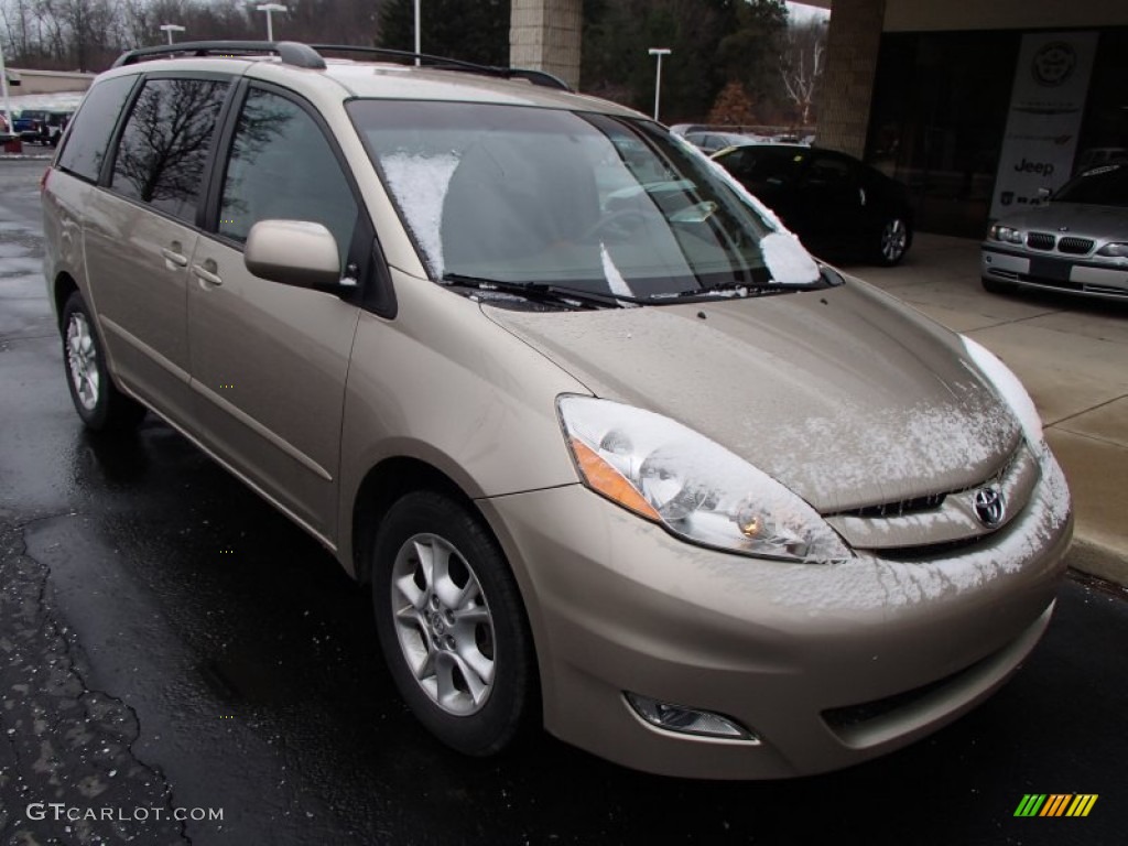 Desert Sand Mica 2006 Toyota Sienna XLE Exterior Photo #78766635