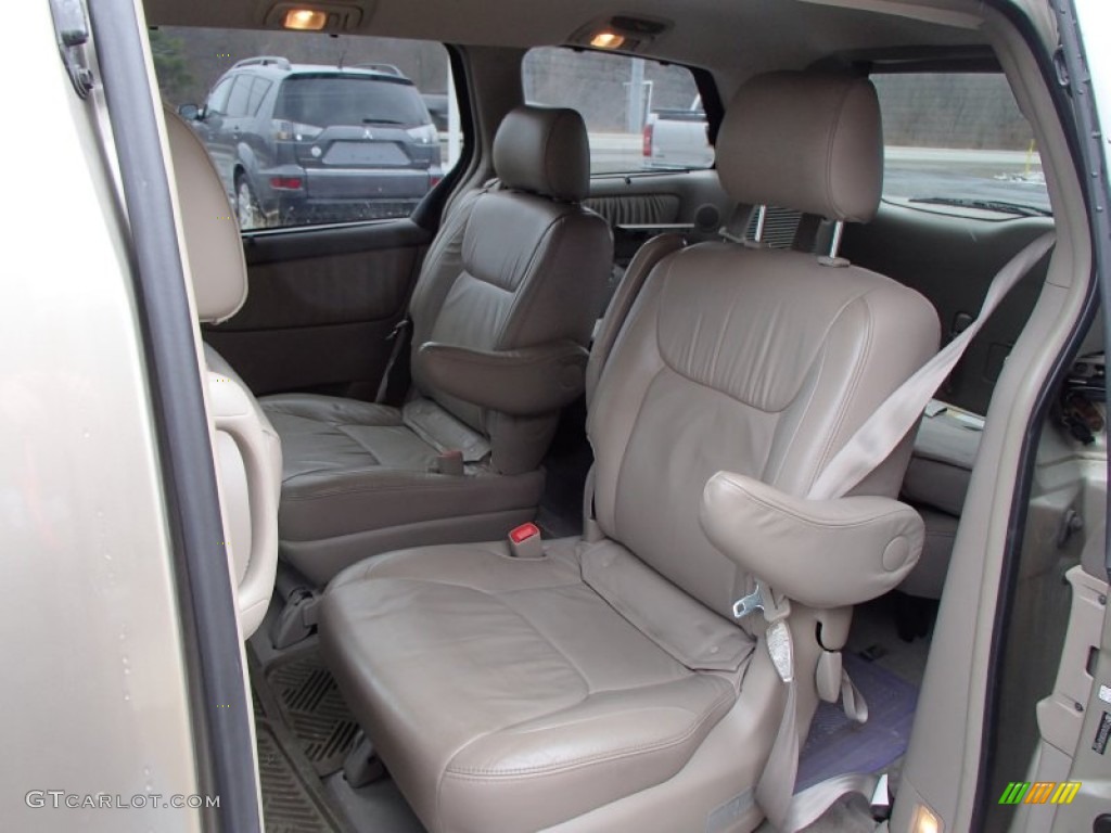 2006 Toyota Sienna XLE Rear Seat Photos