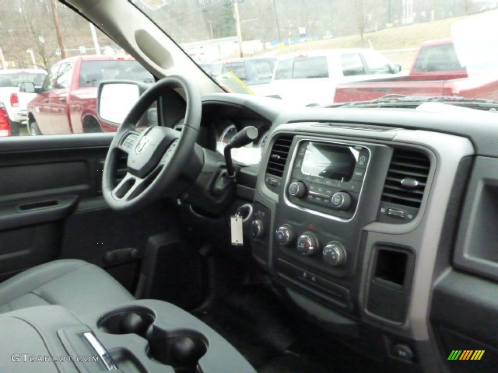 2013 Ram 1500 Tradesman Regular Cab 4x4 Black/Diesel Gray Dashboard Photo #78769748