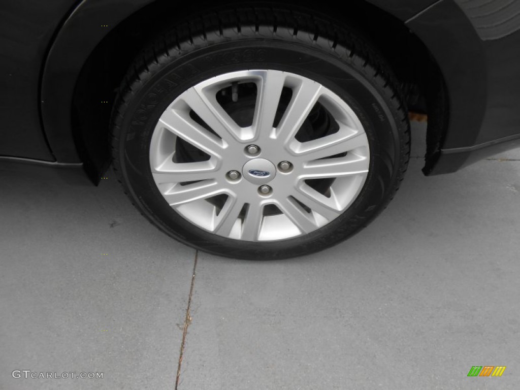 2009 Ford Focus SEL Sedan Wheel Photo #78770072