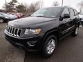 2014 Brilliant Black Crystal Pearl Jeep Grand Cherokee Laredo 4x4  photo #2