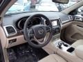 2014 Brilliant Black Crystal Pearl Jeep Grand Cherokee Laredo 4x4  photo #10