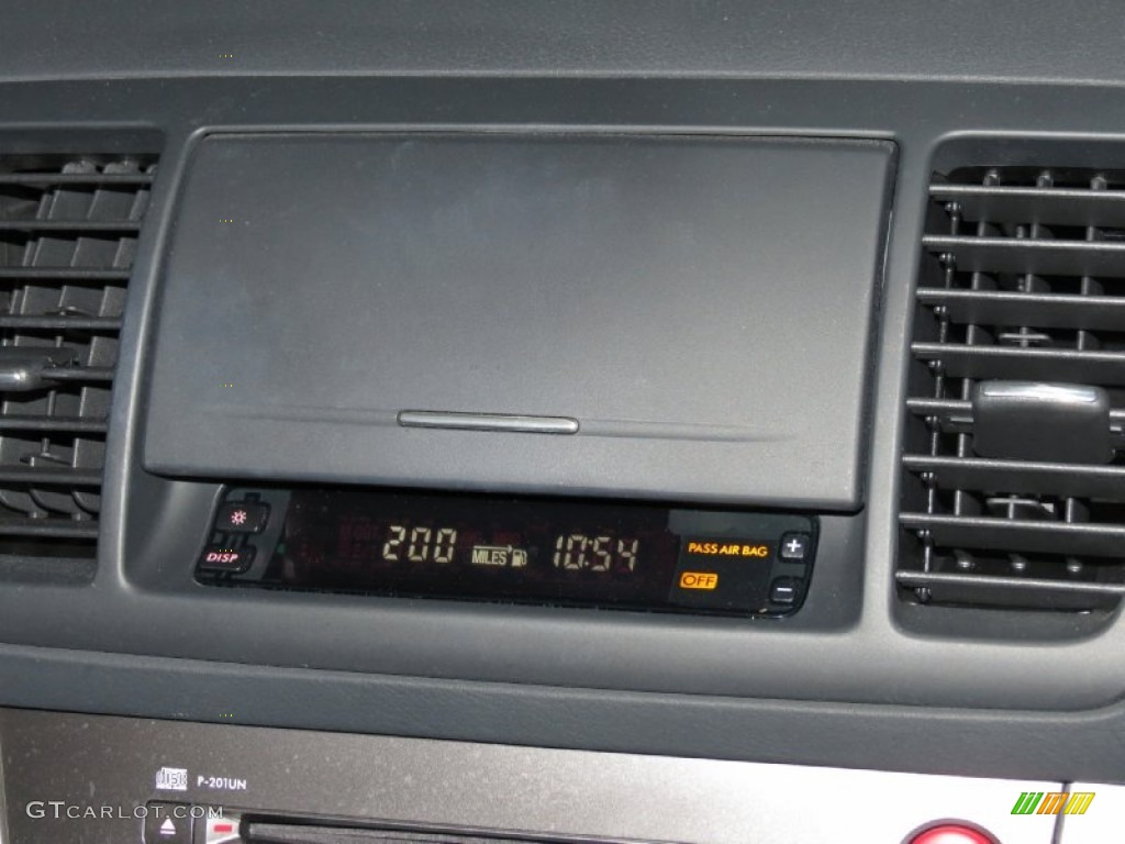 2005 Outback 2.5i Wagon - Atlantic Blue Pearl / Off Black photo #17