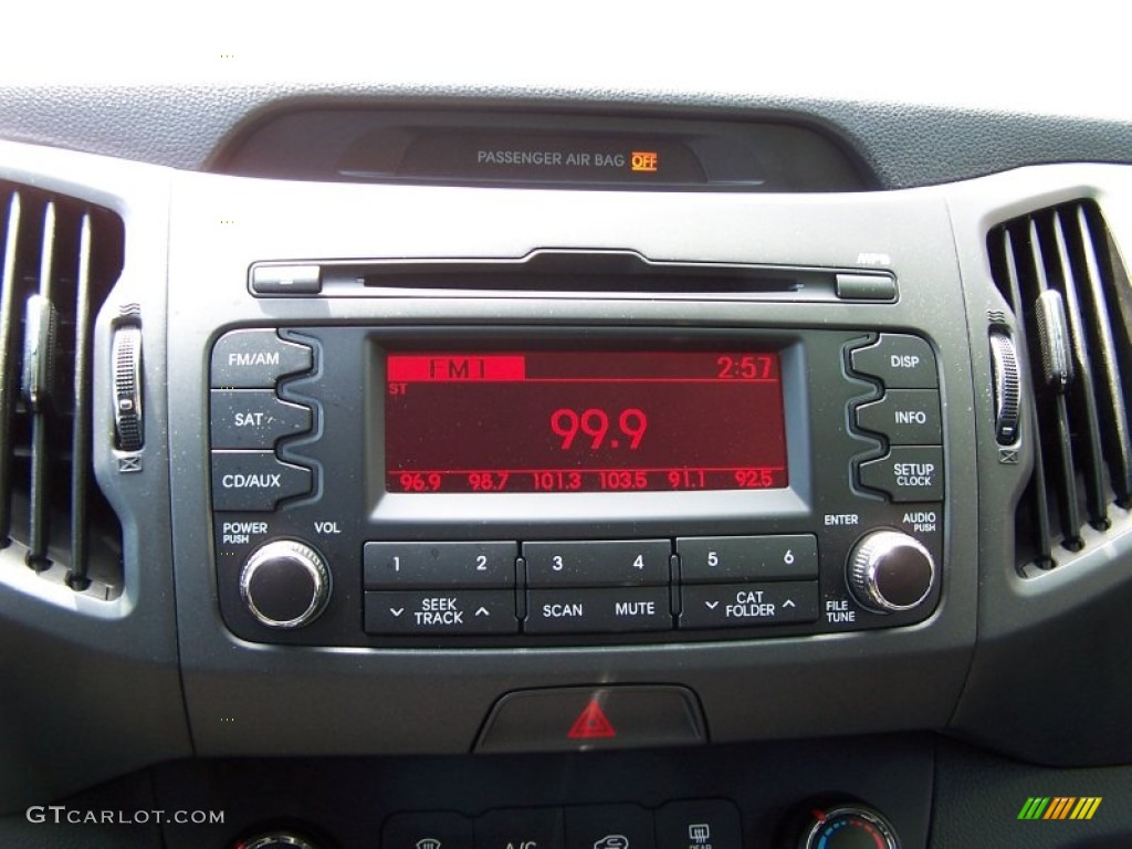2011 Kia Sportage LX AWD Audio System Photos