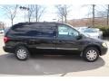 2006 Brilliant Black Chrysler Town & Country Touring  photo #4