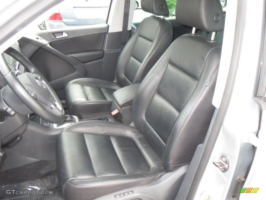 2011 Volkswagen Tiguan SEL Front Seat Photos