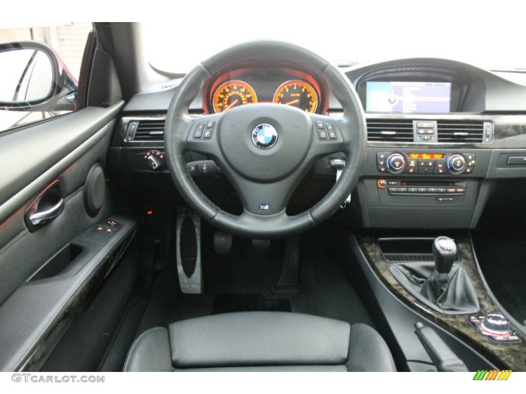 2010 3 Series 335i Coupe - Black Sapphire Metallic / Black photo #30